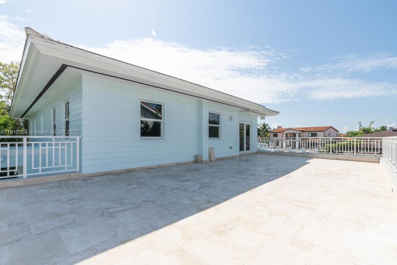 1130 Lugo Ave, Coral Gables, FL 33156 Photo