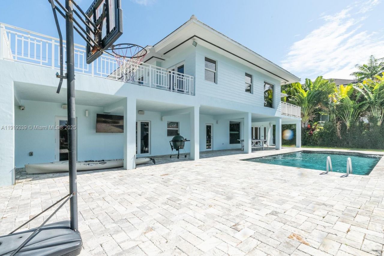 1130 Lugo Ave, Coral Gables, FL 33156 Photo