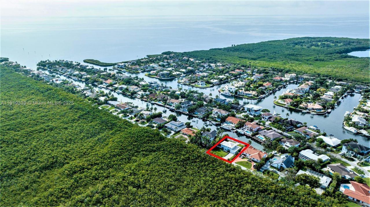 1130 Lugo Ave, Coral Gables, FL 33156 Photo