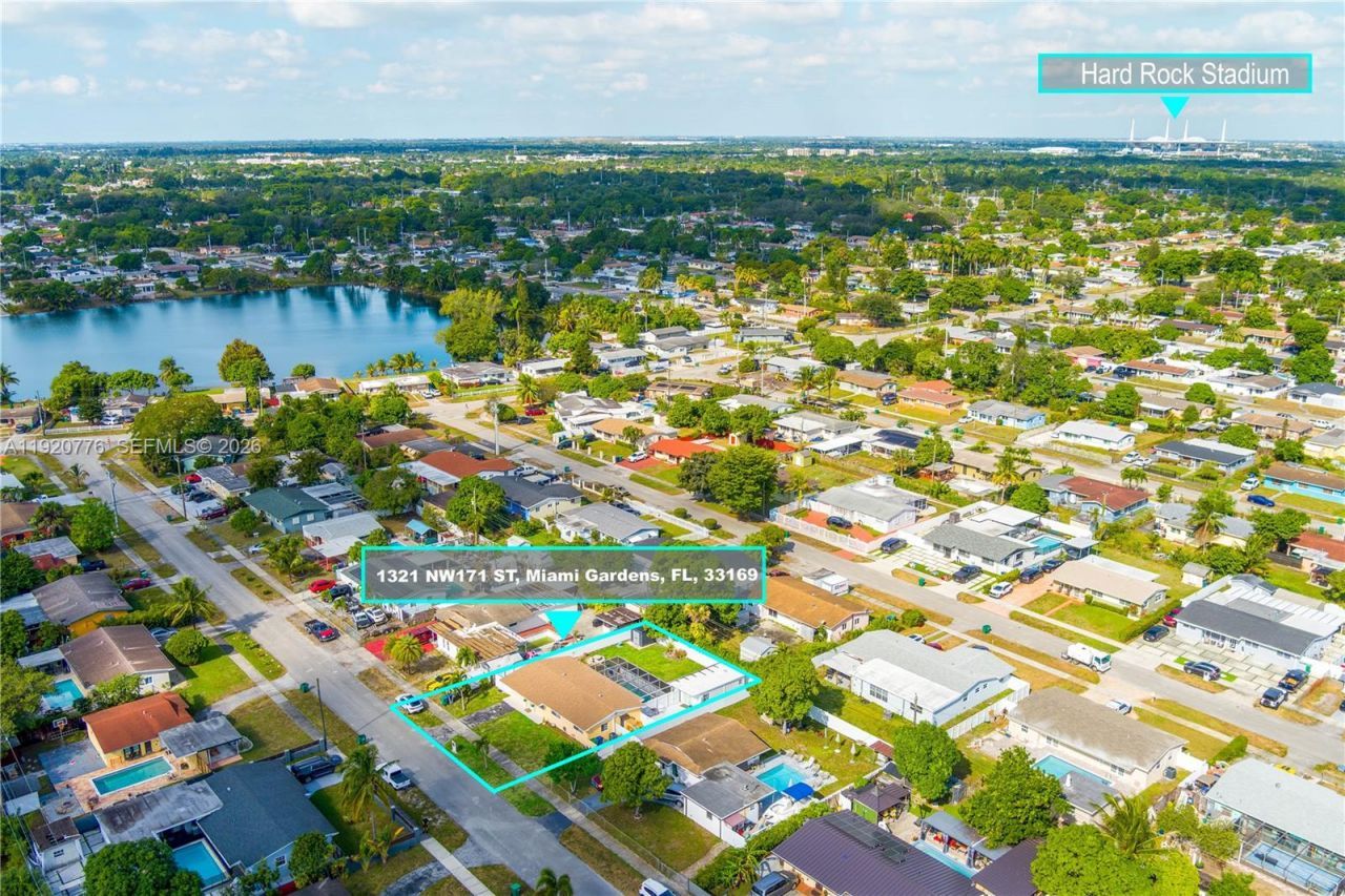 1321 NW 171st St, Miami Gardens, FL 33169 Photo