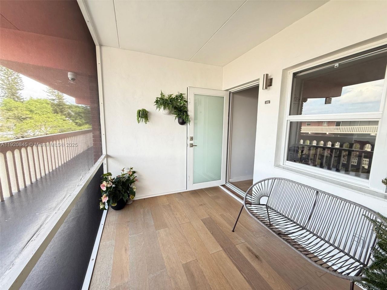 180 NE 12th Ave, Unit 12E, Hallandale Beach, FL 33009 Photo