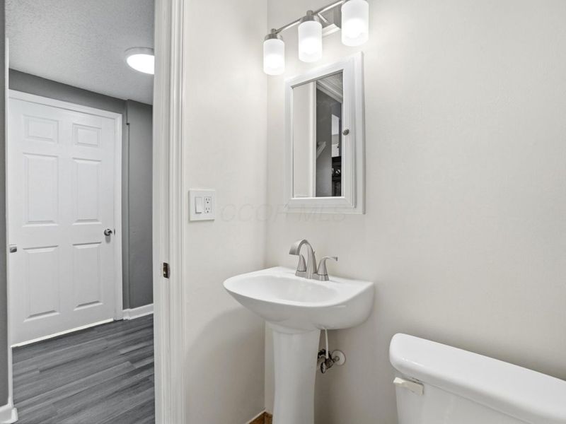 1930 Shallowford Avenue, Columbus, OH 43235 Photo 31