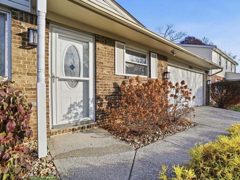 1930 Shallowford Avenue, Columbus, OH 43235 Photo 4