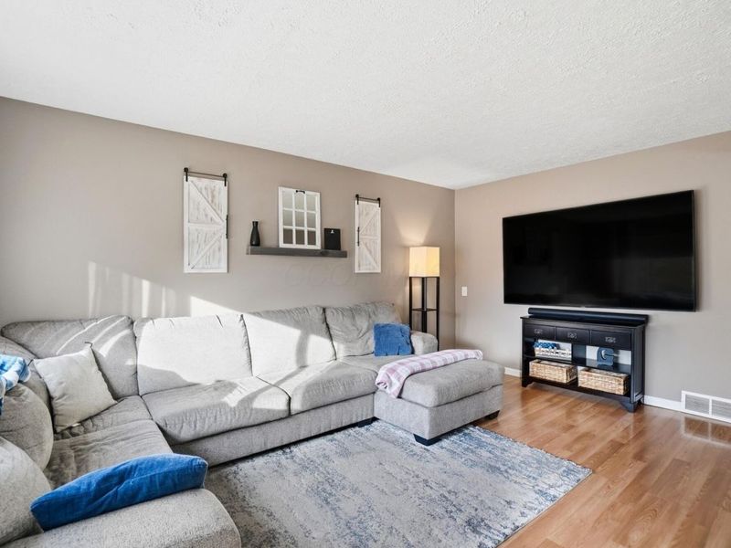 1930 Shallowford Avenue, Columbus, OH 43235 Photo 6