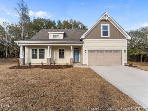 229 Telluride Court, Aberdeen, NC 28315