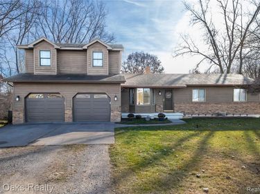 731 Cherry Hill Court, Deerfield Twp, MI 48421