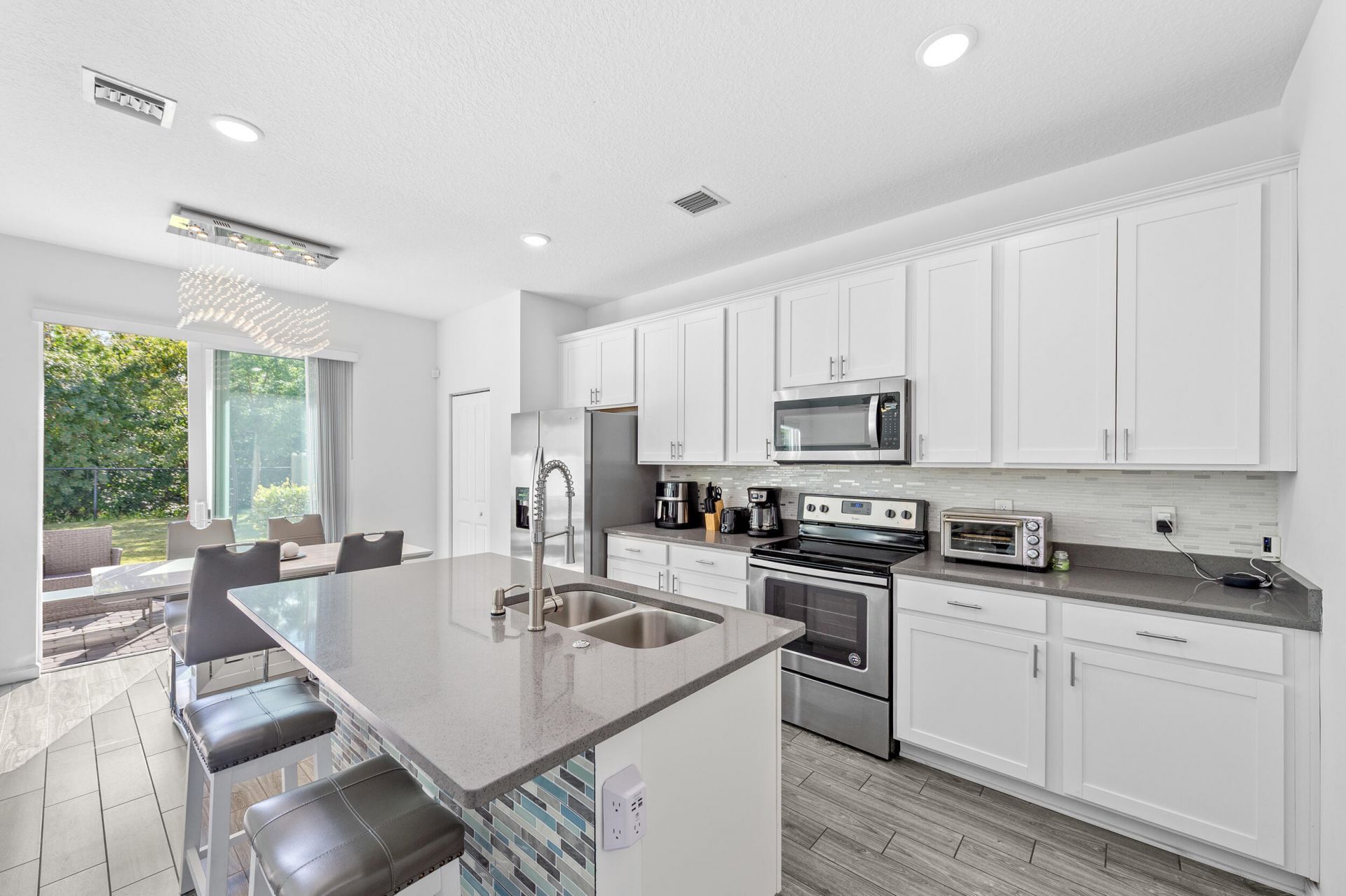 1817 Lake Cove Drive, Lake Worth, FL 33460 Photo