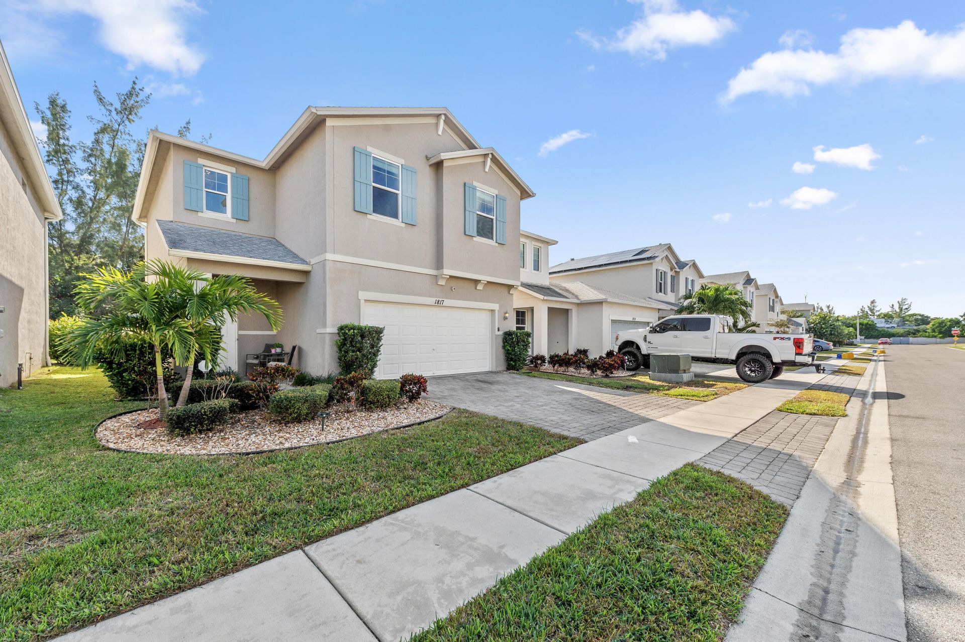 1817 Lake Cove Drive, Lake Worth, FL 33460 Photo