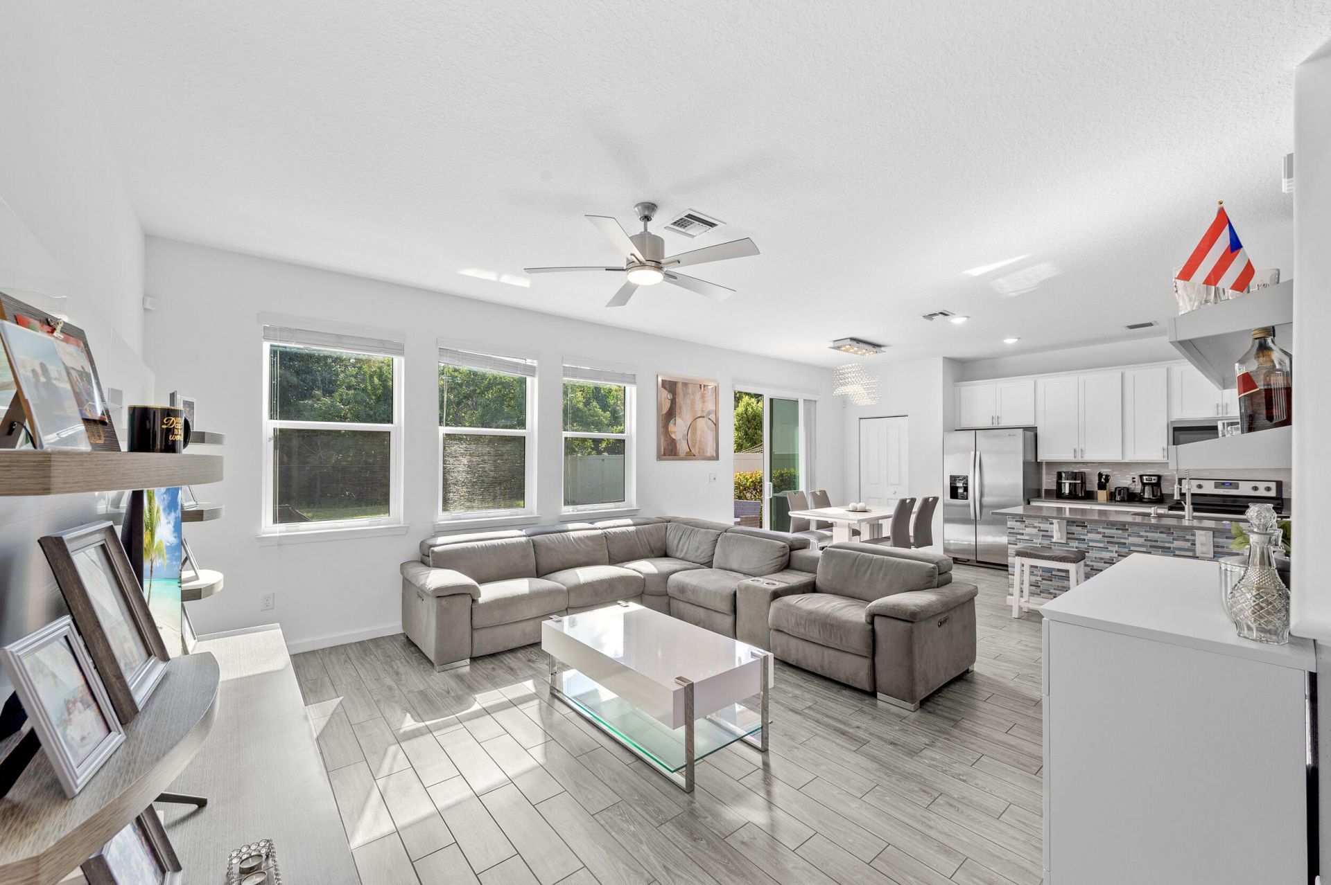 1817 Lake Cove Drive, Lake Worth, FL 33460 Photo