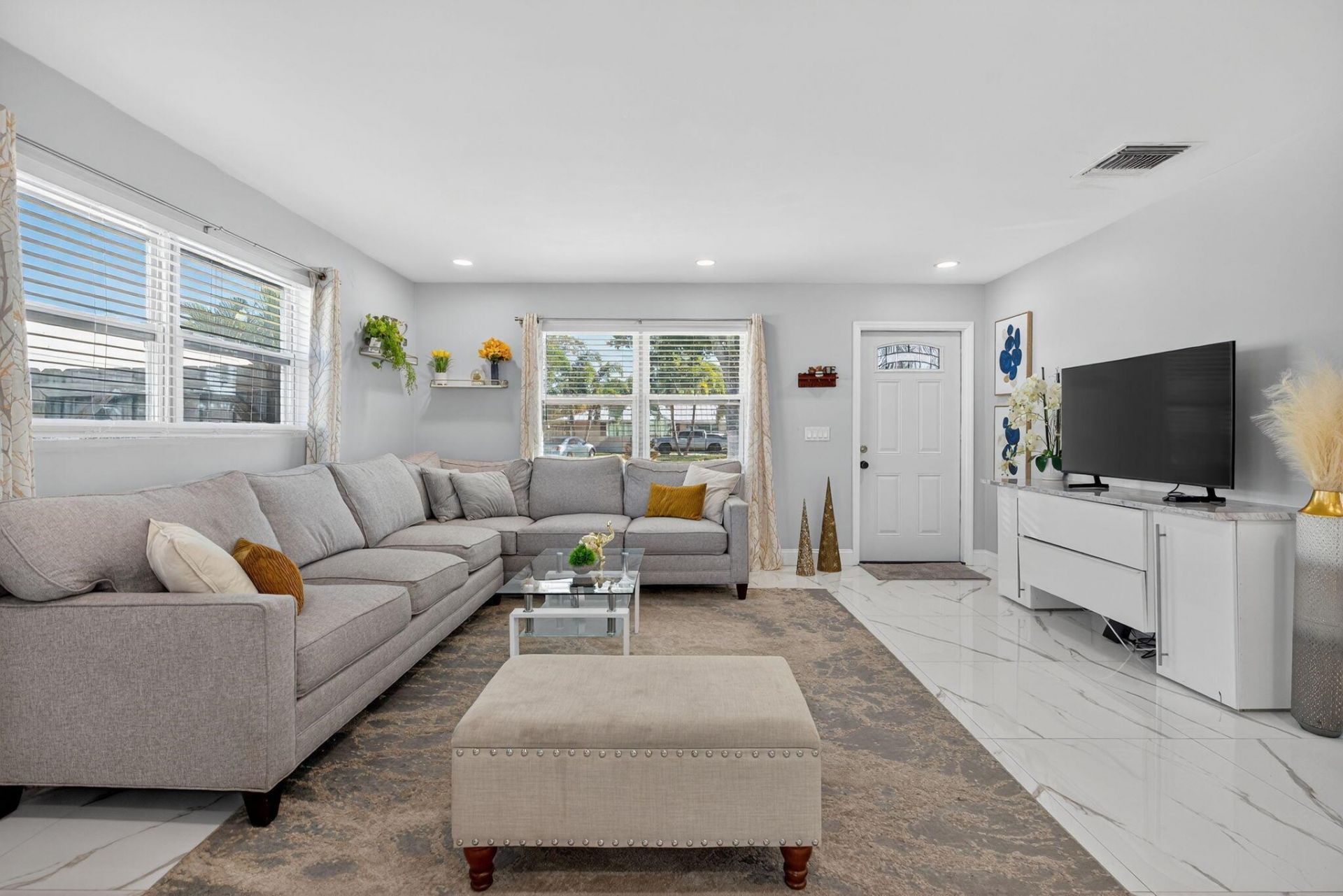 511 Iris Avenue, Palm Beach Gardens, FL 33410 Photo