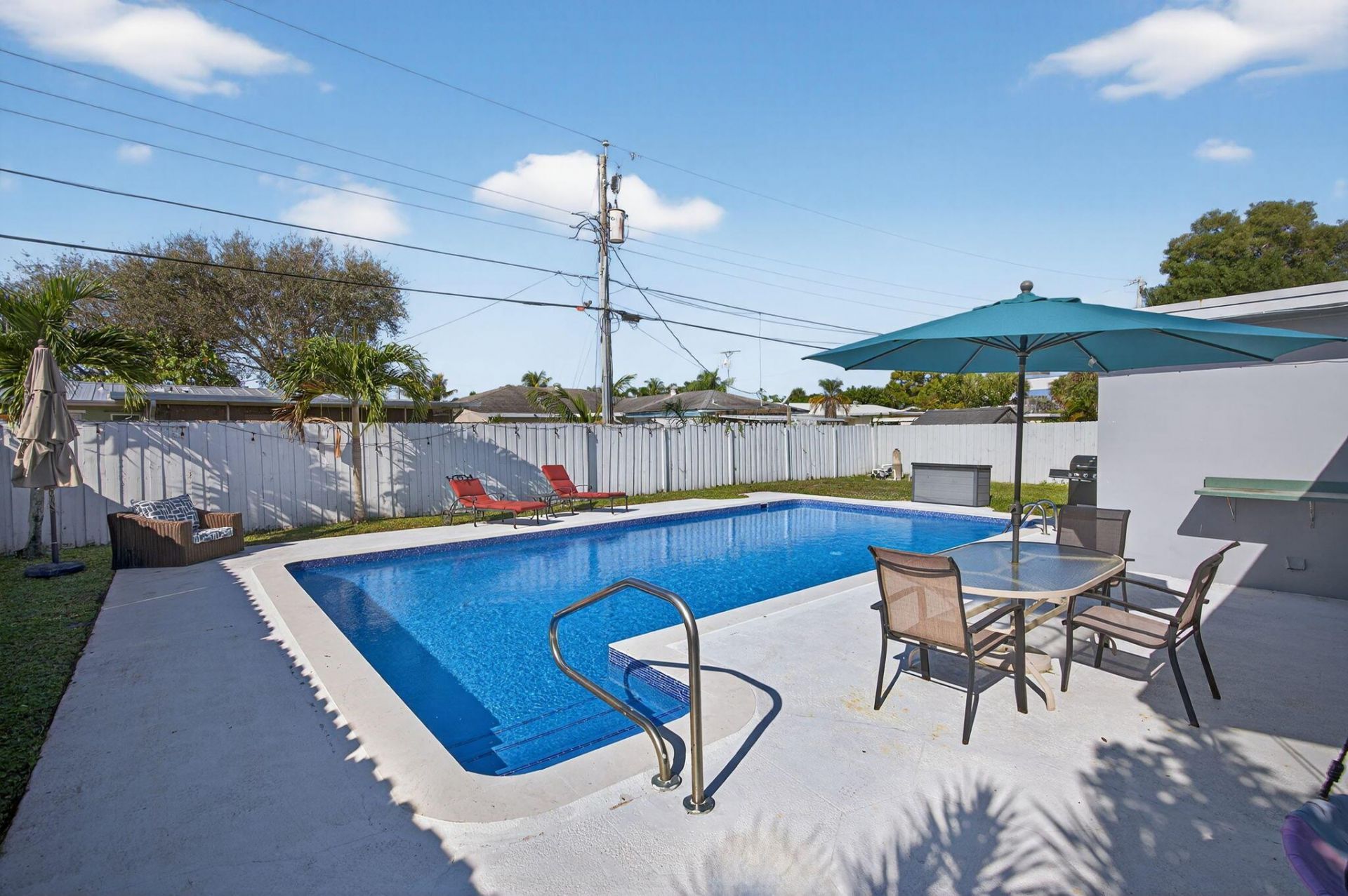 511 Iris Avenue, Palm Beach Gardens, FL 33410 Photo