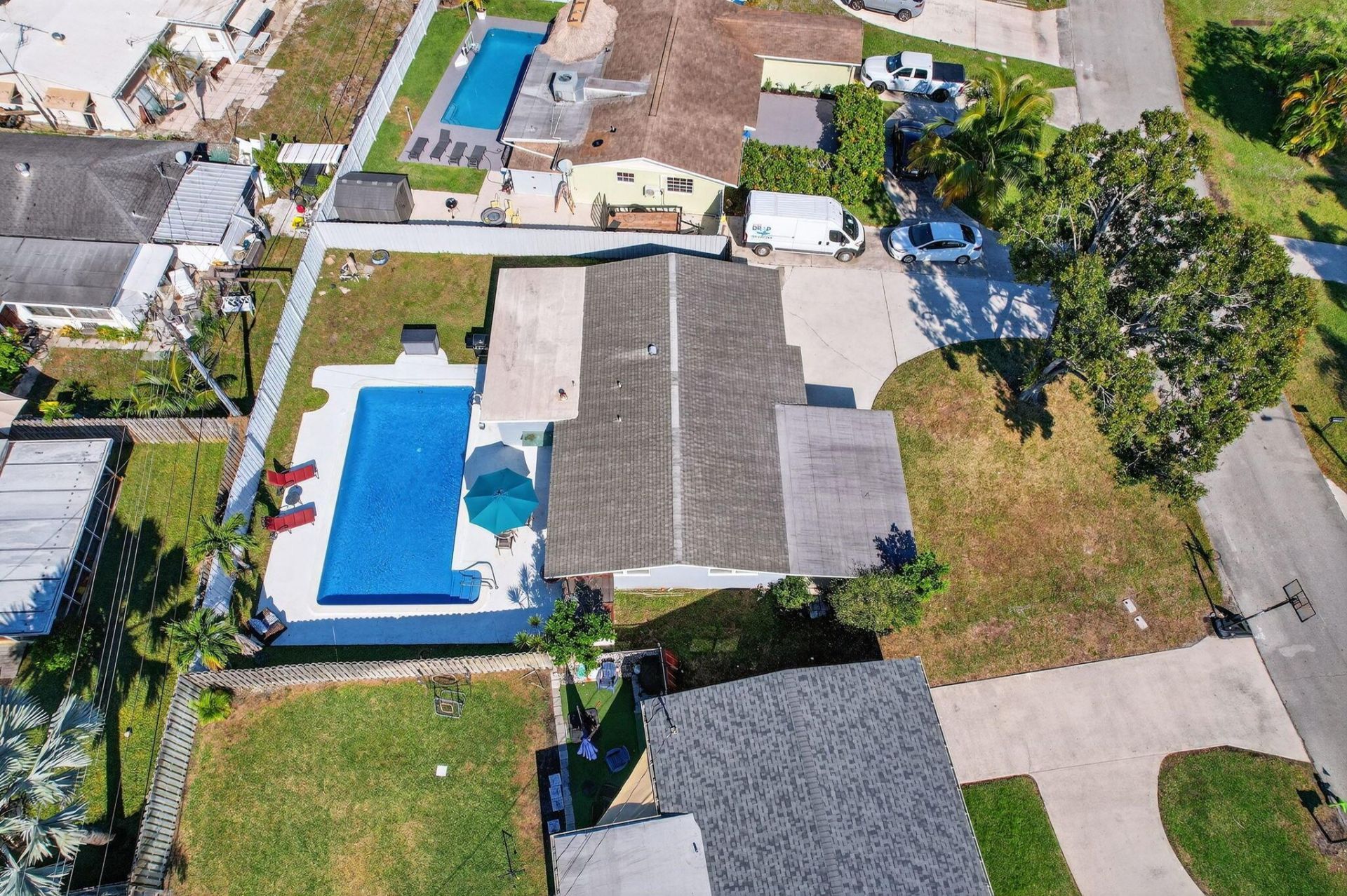 511 Iris Avenue, Palm Beach Gardens, FL 33410 Photo