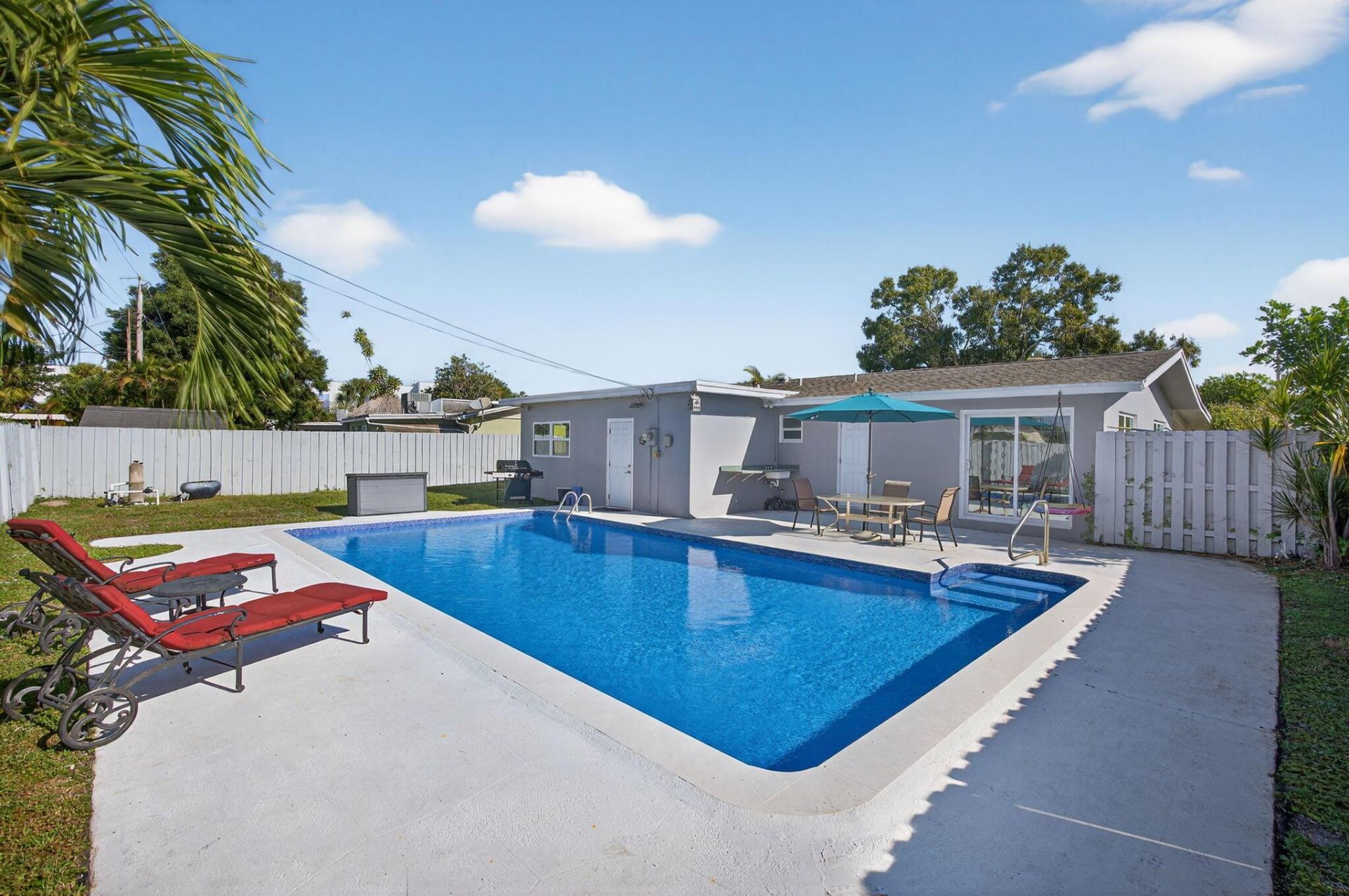 511 Iris Avenue, Palm Beach Gardens, FL 33410 Photo