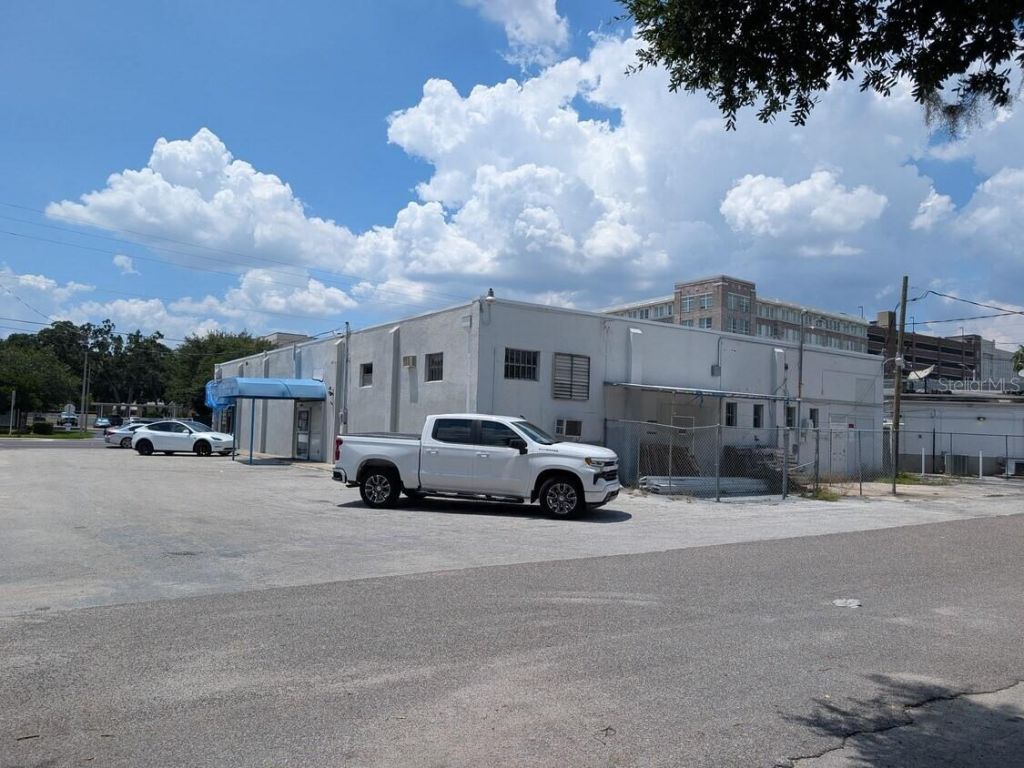 915 S Orange Avenue, Orlando, FL 32806 Photo