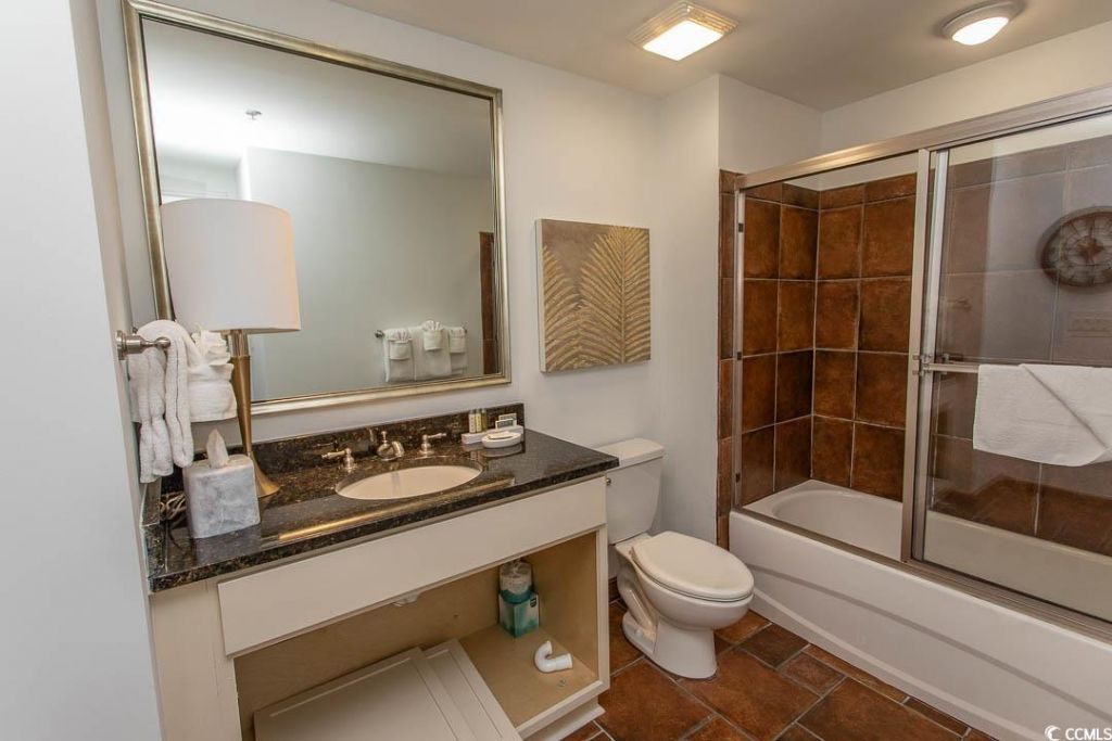 100 North Beach Blvd. Photo 8