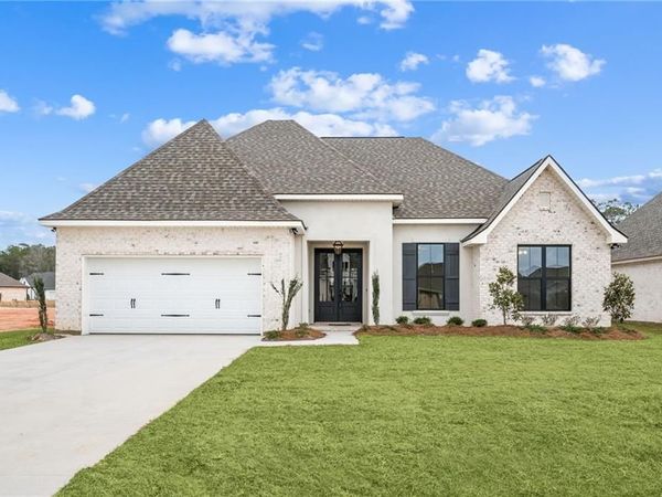 2024 WHITE DOVE Drive, Madisonville, LA 70447