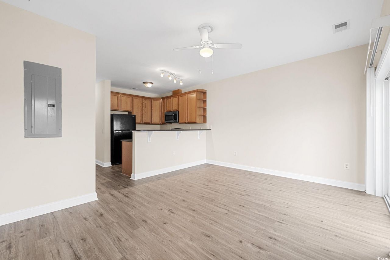 703 Beach Walk Pl. Photo 10