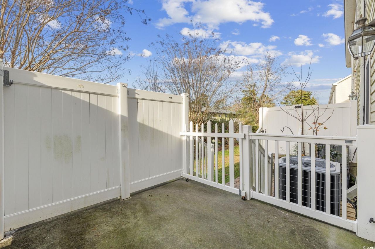 703 Beach Walk Pl. Photo 30