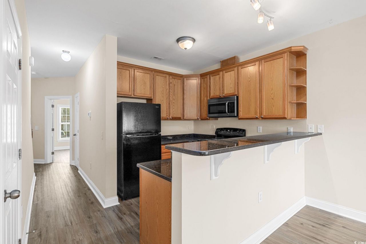703 Beach Walk Pl. Photo 5
