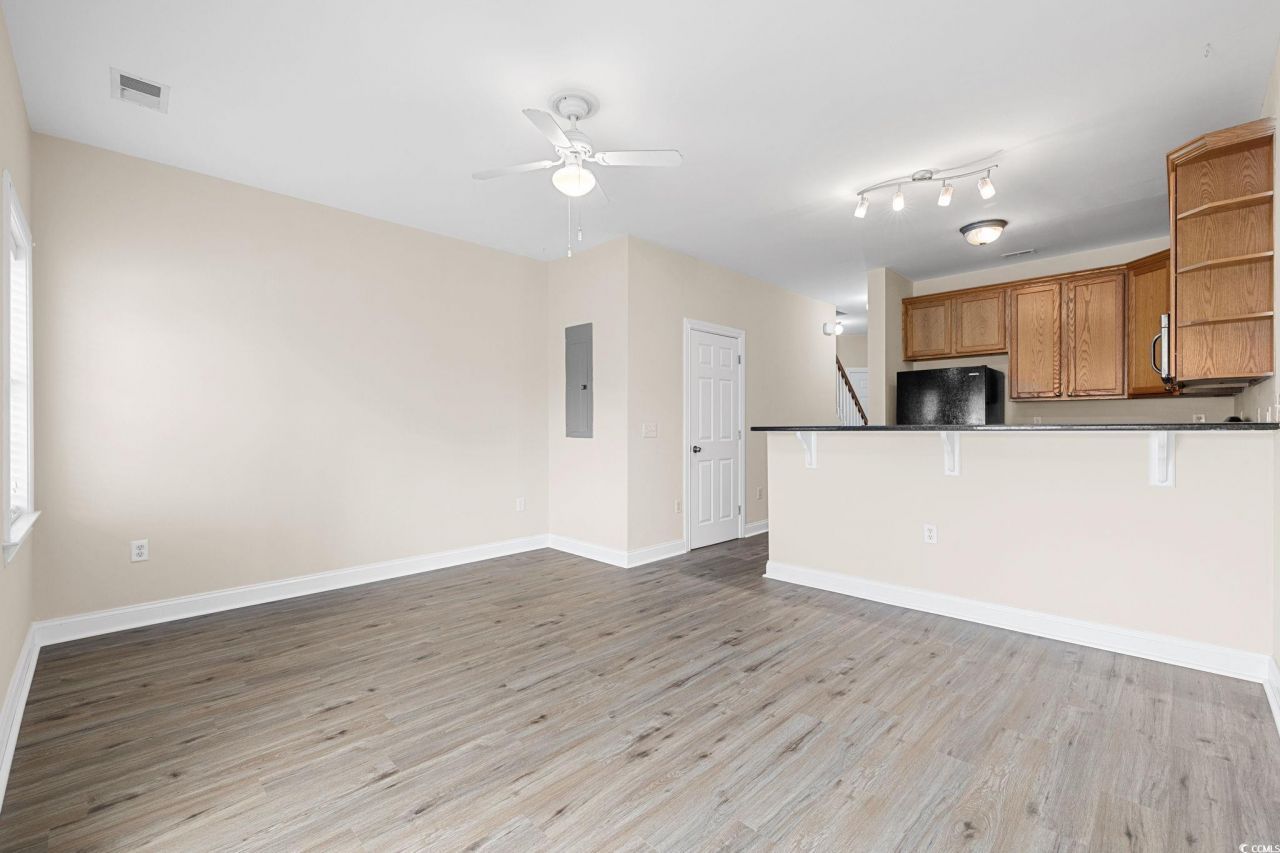 703 Beach Walk Pl. Photo 9