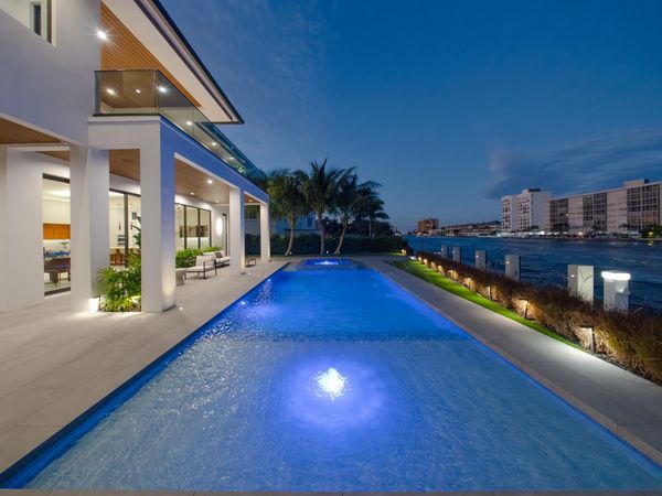 2880 NE 9th Street, Pompano Beach, FL 33062