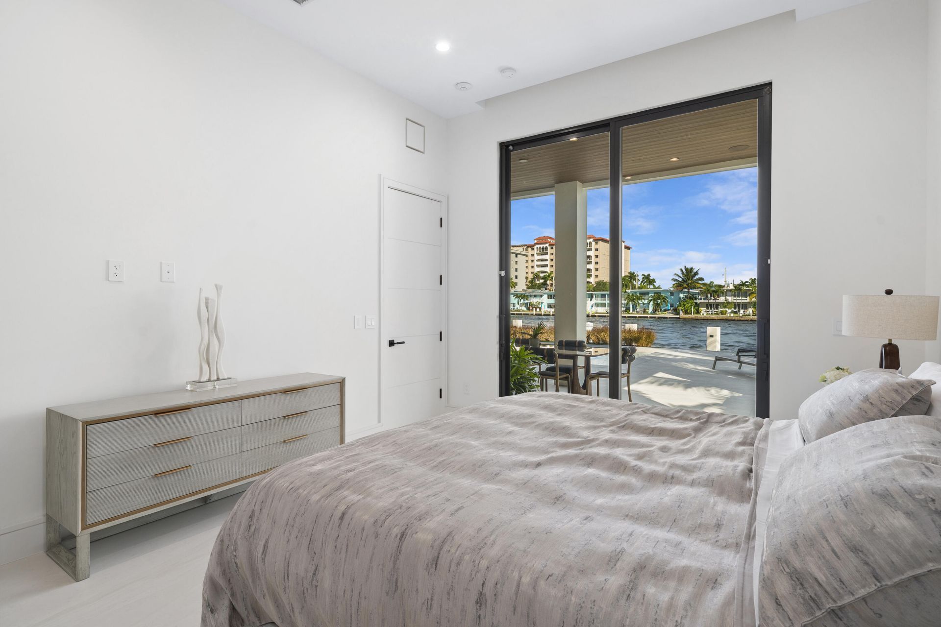 2880 NE 9th Street, Pompano Beach, FL 33062 Photo