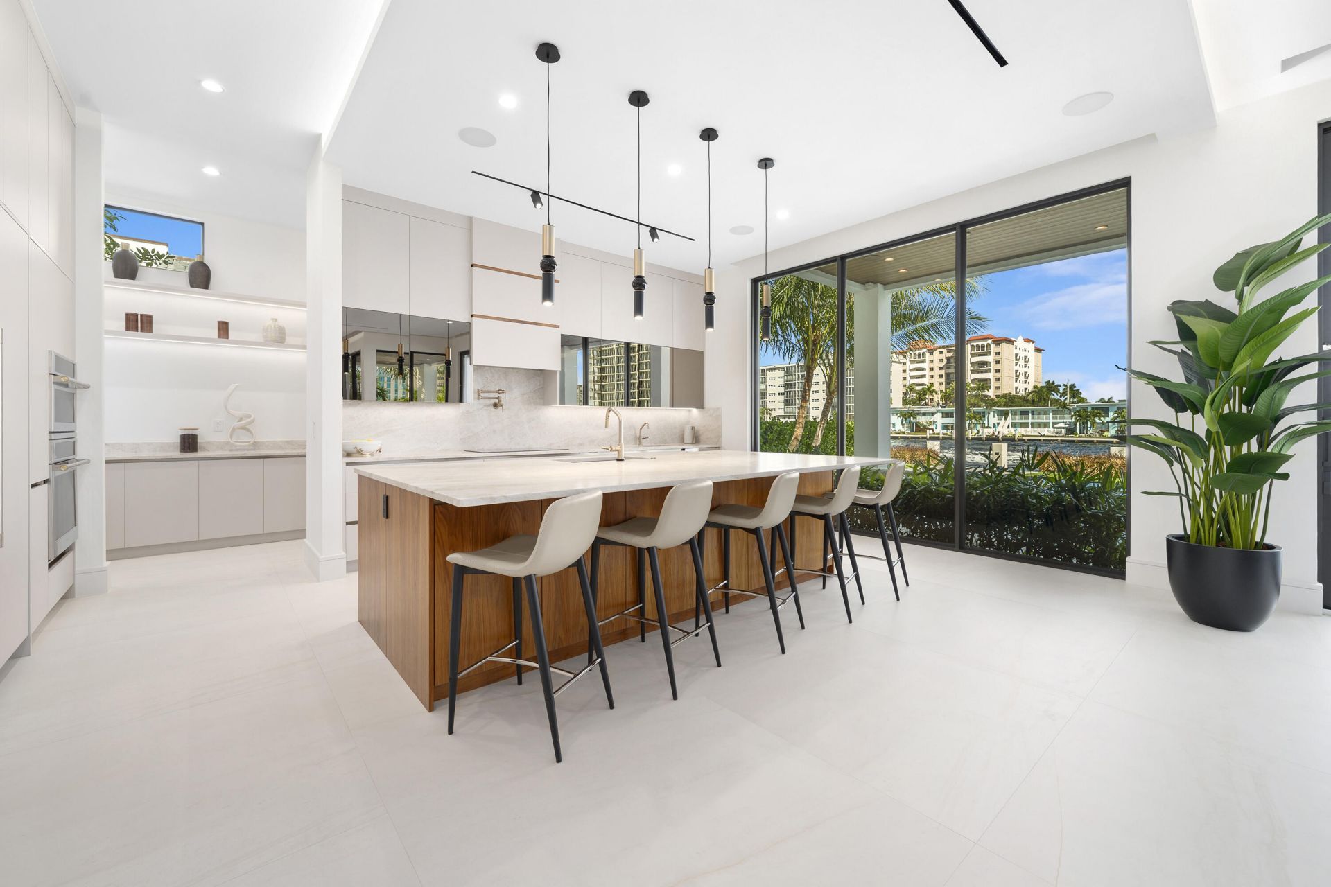 2880 NE 9th Street, Pompano Beach, FL 33062 Photo