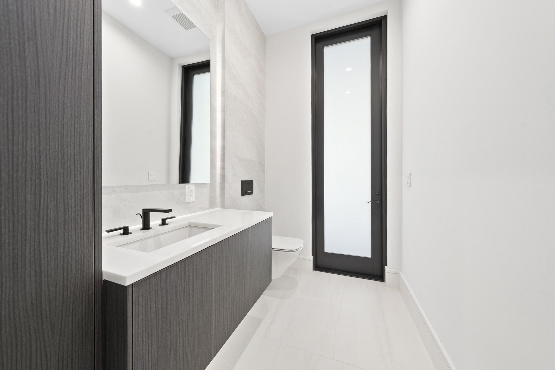 2880 NE 9th Street, Pompano Beach, FL 33062 Photo