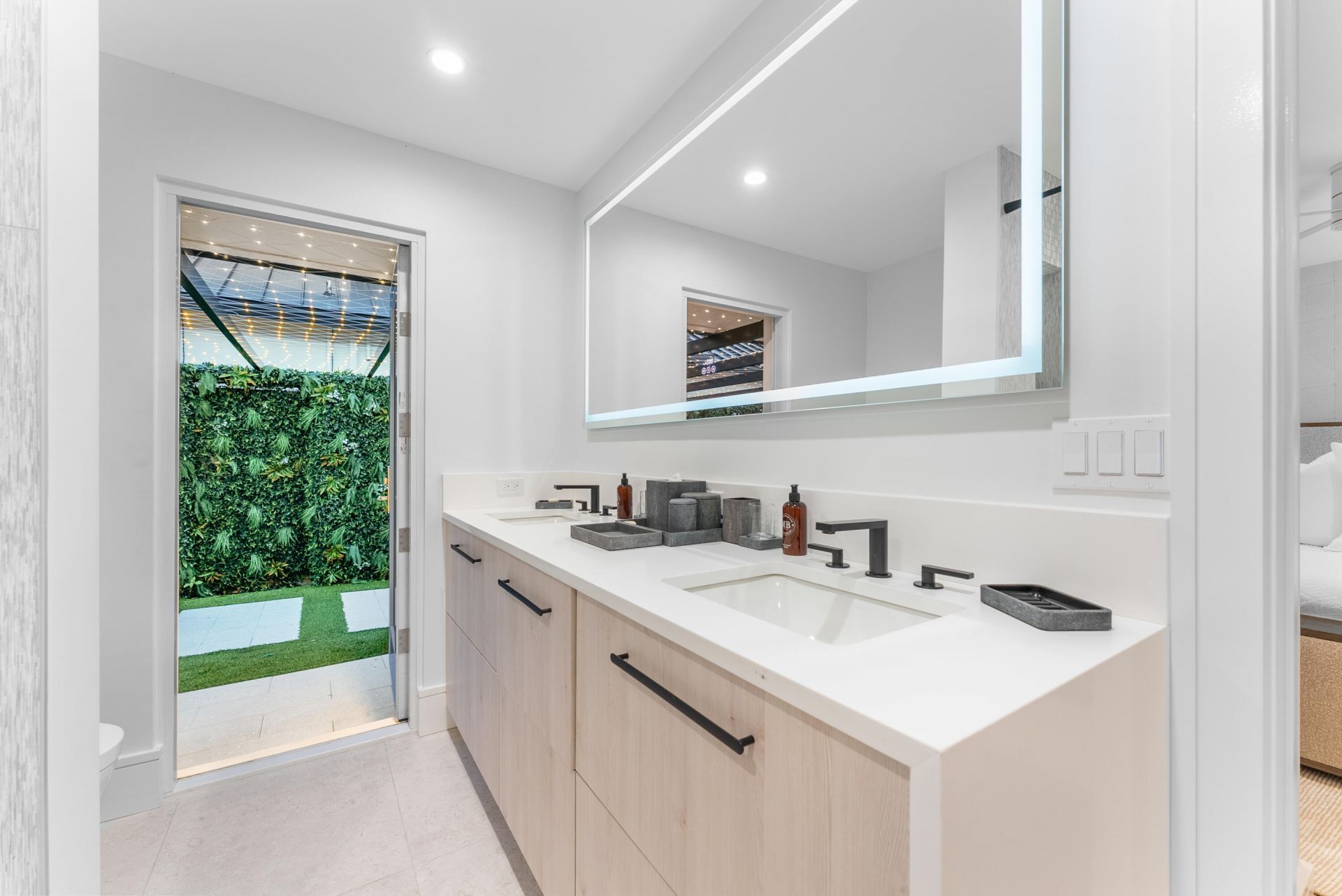 941 Iris Drive, Delray Beach, FL 33483 Photo