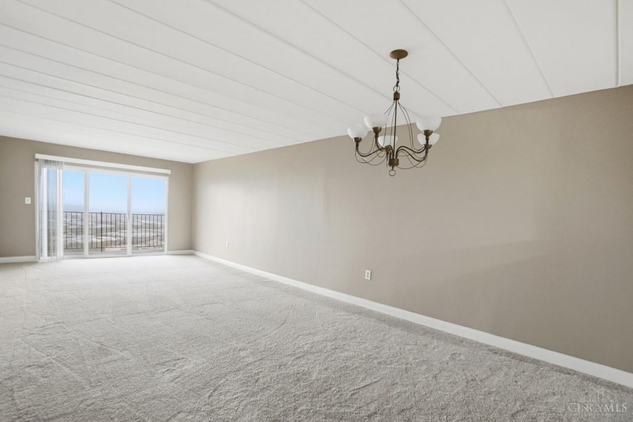 2680 Lehman Road, Unit C508, Cincinnati, OH 45204 Main Photo