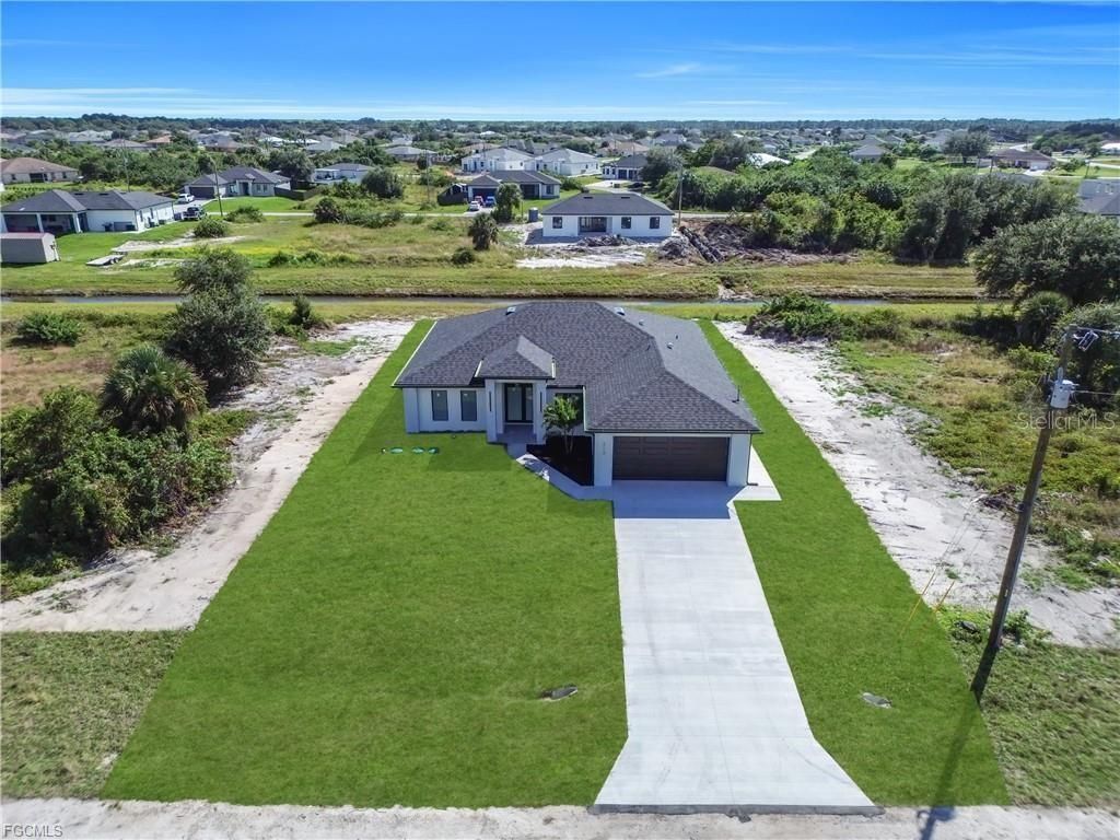 312 Pembroke Street, Lehigh Acres, FL 33974 Photo