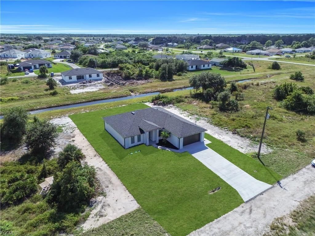 312 Pembroke Street, Lehigh Acres, FL 33974 Photo