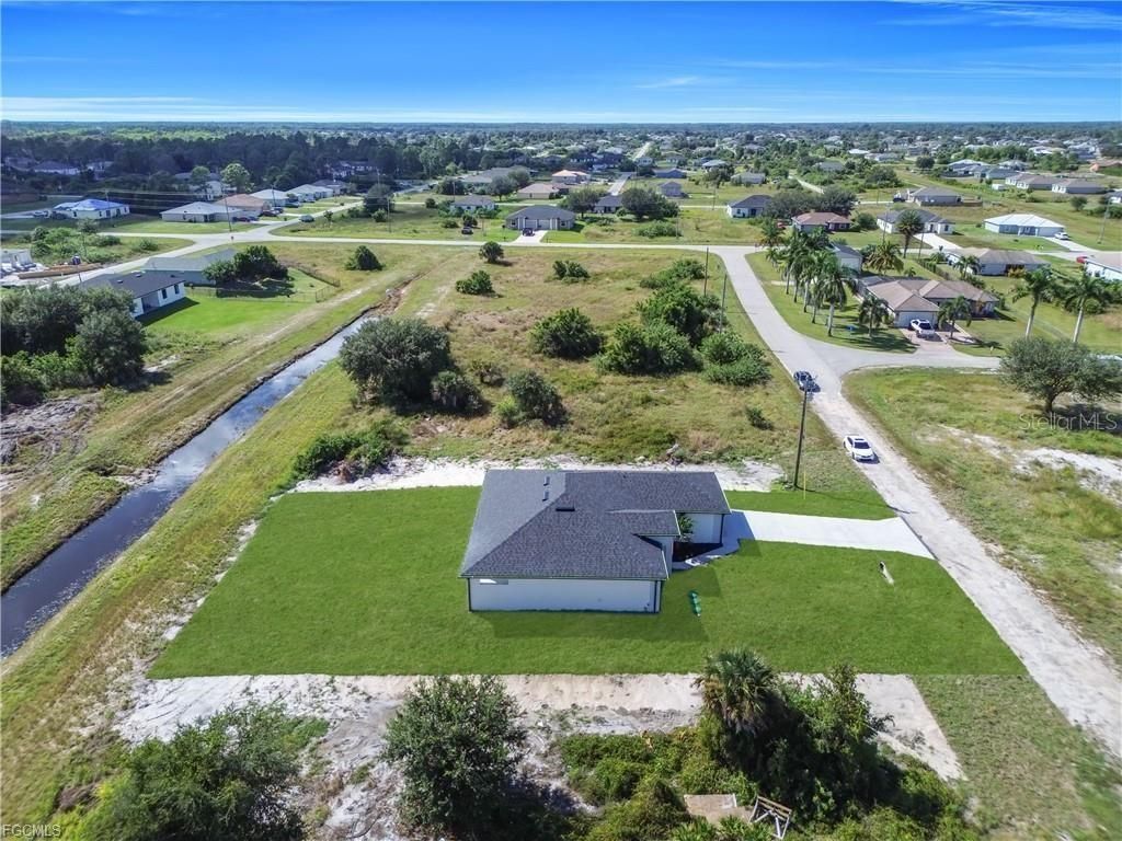 312 Pembroke Street, Lehigh Acres, FL 33974 Photo