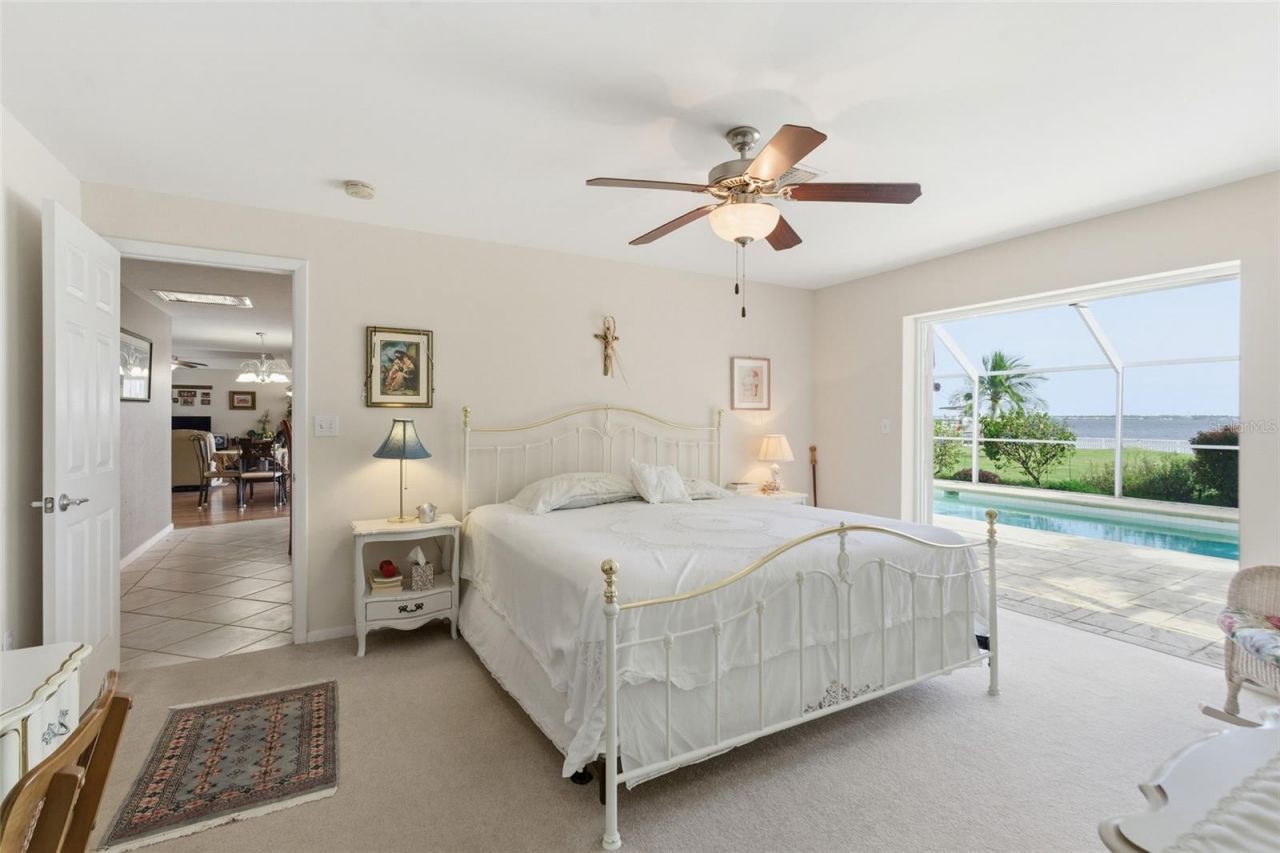 3527 SE 22nd Place, Cape Coral, FL 33904 Photo