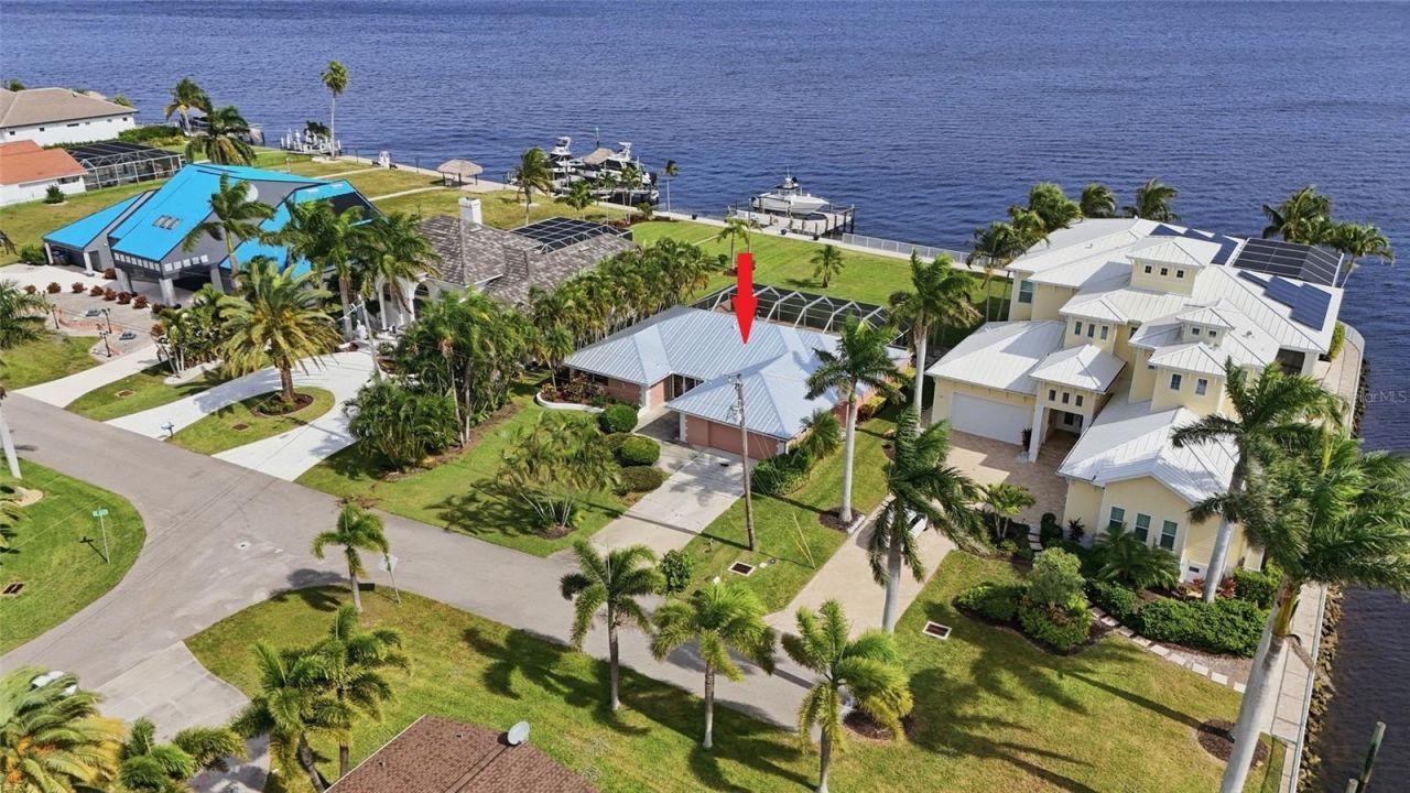 3527 SE 22nd Place, Cape Coral, FL 33904 Photo