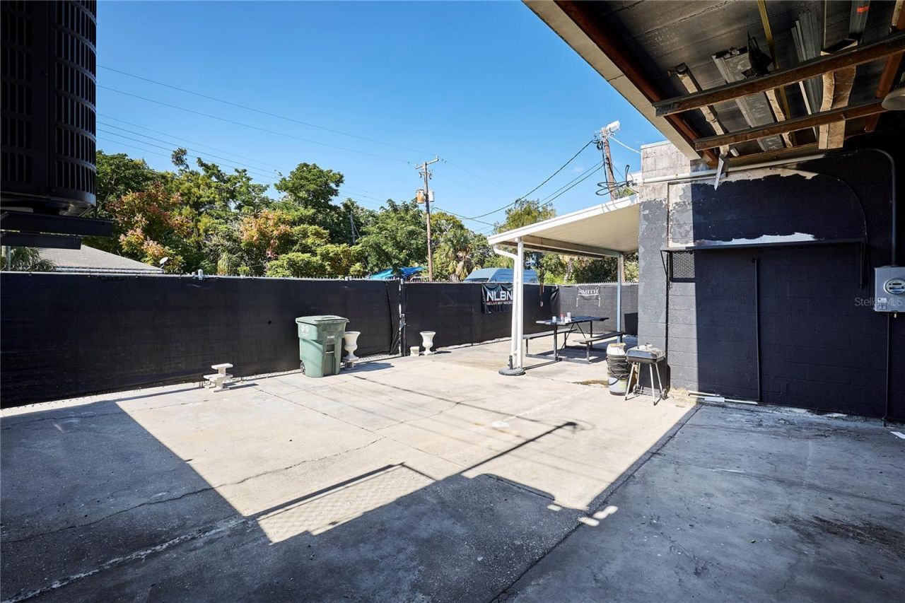 1834 Tamiami Trail, Bradenton, FL 34205 Photo