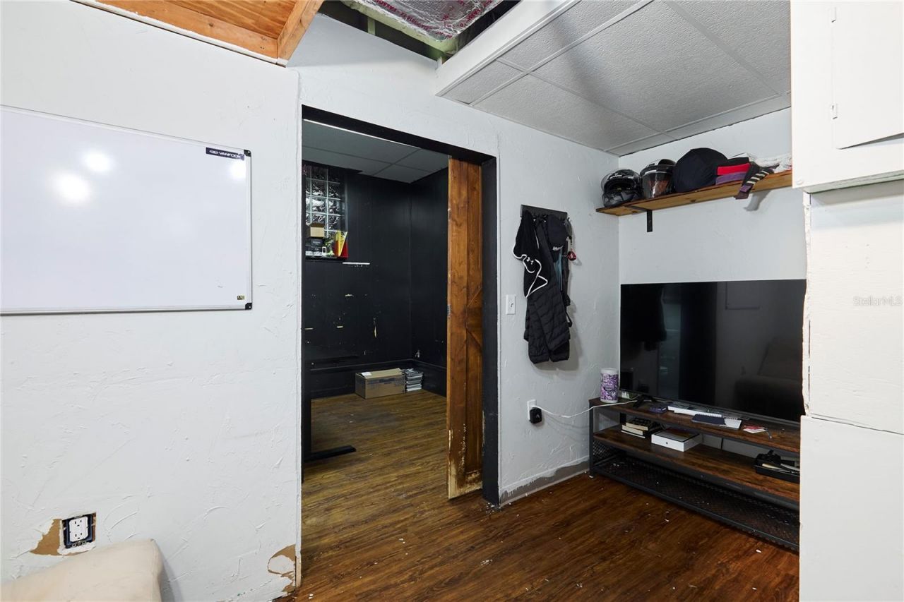 1834 Tamiami Trail, Bradenton, FL 34205 Photo