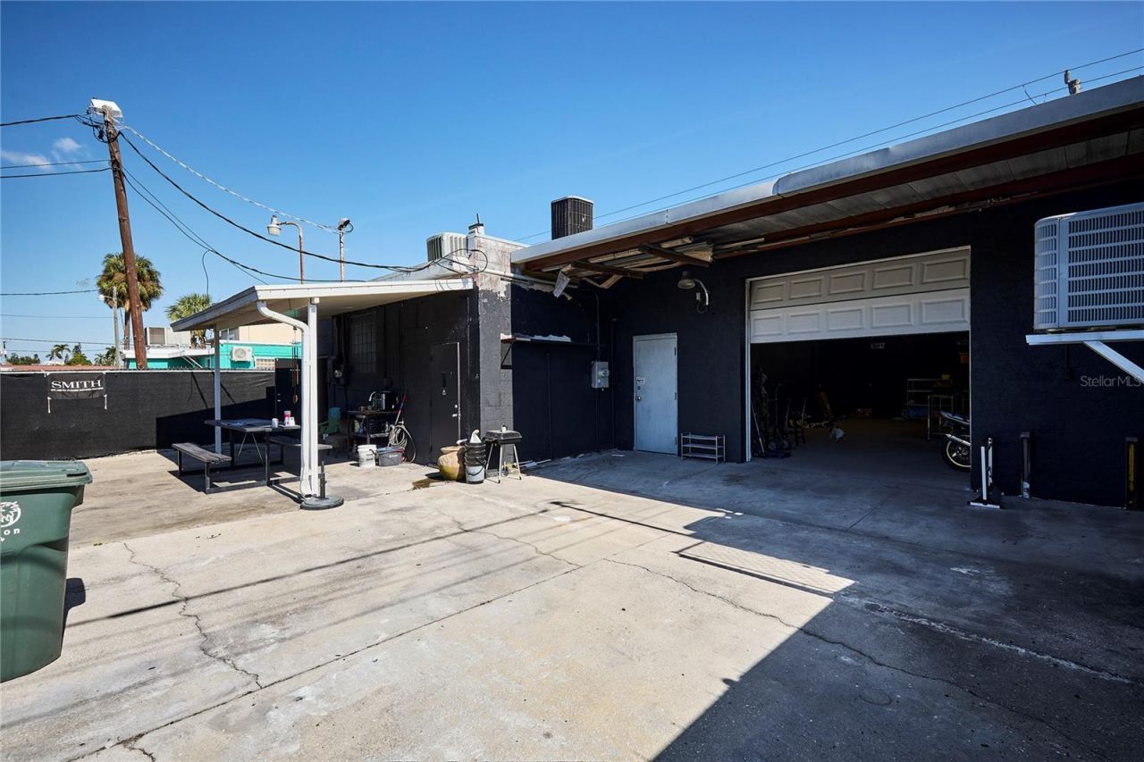 1834 Tamiami Trail, Bradenton, FL 34205 Photo