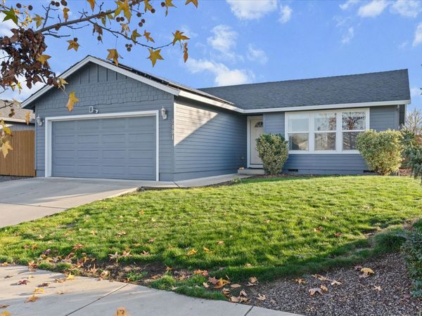 2491 Destiny Lane, Medford, OR 97501