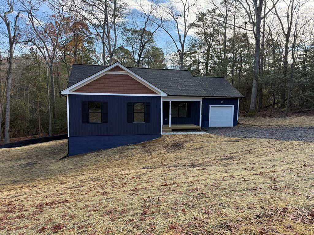 161 Walnut Street, Kilmarnock, VA 22482 Main Photo