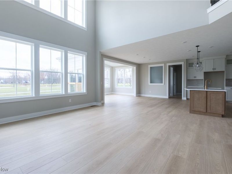 32584 Royal Troon Drive, Avon Lake, OH 44012 Photo 10