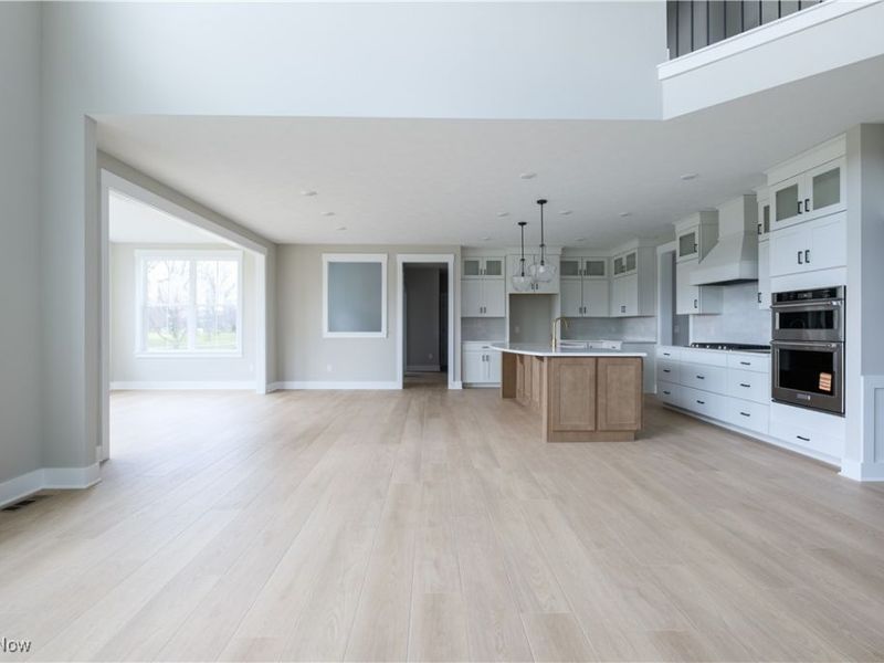 32584 Royal Troon Drive, Avon Lake, OH 44012 Photo 9