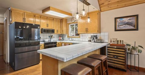 7685 Kingswood Drive, Tahoe Vista, CA 96148 Photo