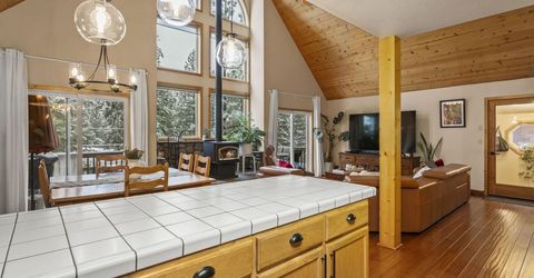 7685 Kingswood Drive, Tahoe Vista, CA 96148 Photo