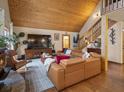 7685 Kingswood Drive, Tahoe Vista, CA 96148 Photo