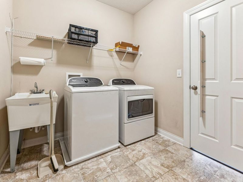 6161 Longwood Drive, Hilliard, OH 43026 Photo 22