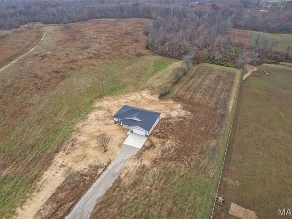 19700 Penstemon Lane, Marble Hill, MO 63764