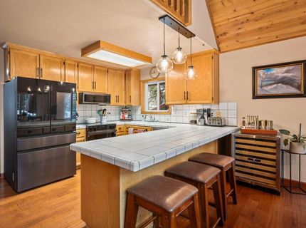 7685 Kingswood Dr, Tahoe Vista, CA 96148 Photo