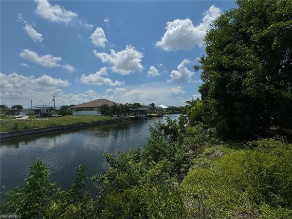 3733 SW 17th PL , CAPE CORAL, FL 33914