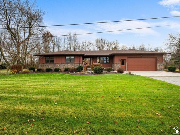 49 James Drive, Carleton, MI 48117